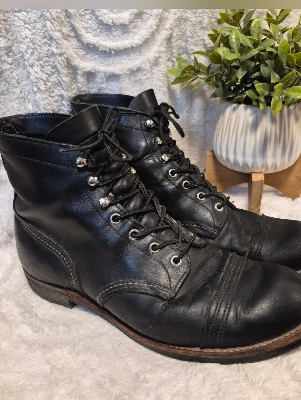 Red Wing Heritage Boots Iron Ranger 8084 Men's Sz 10.5 Black Leather